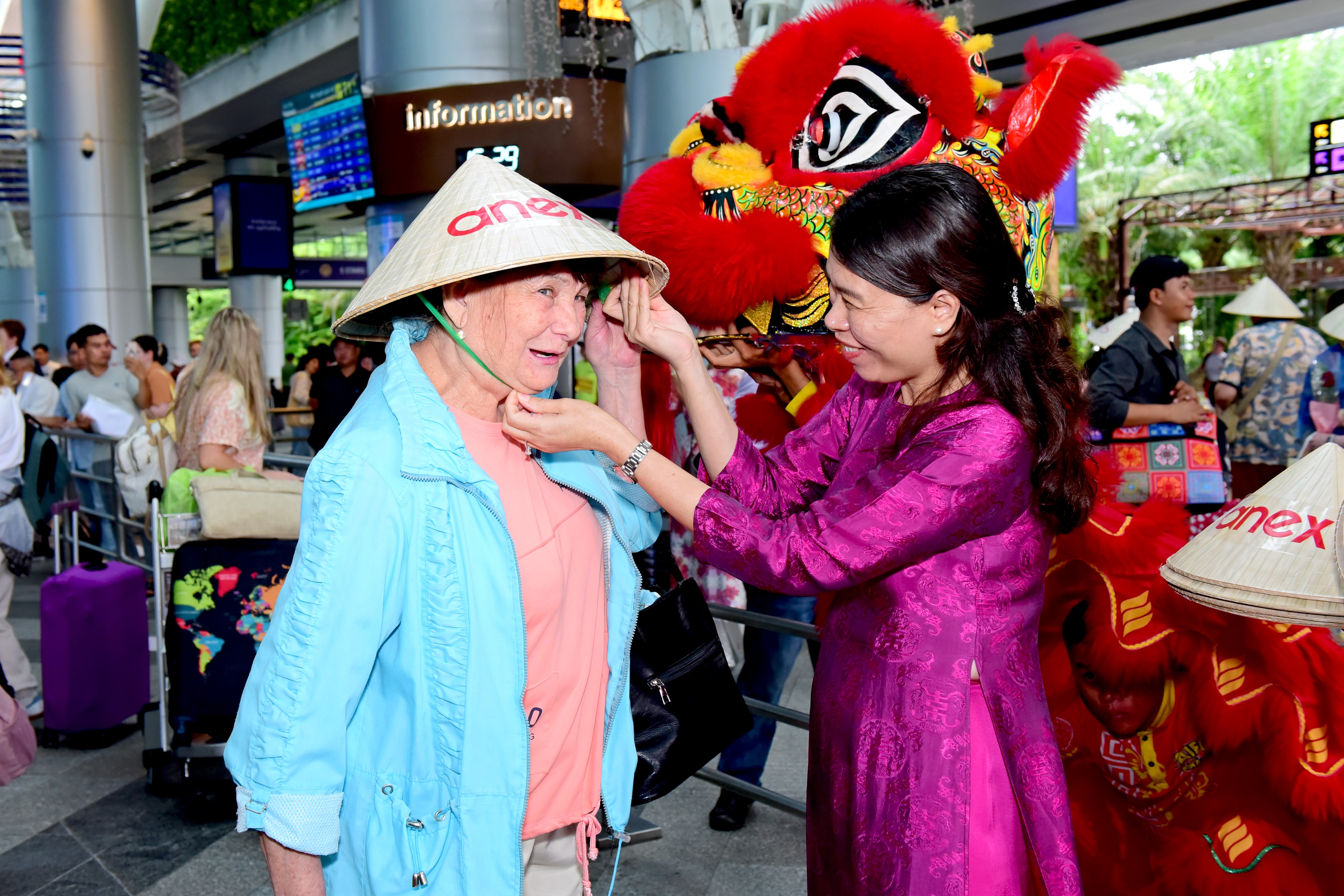 dsc-7496-1784116020.JPG